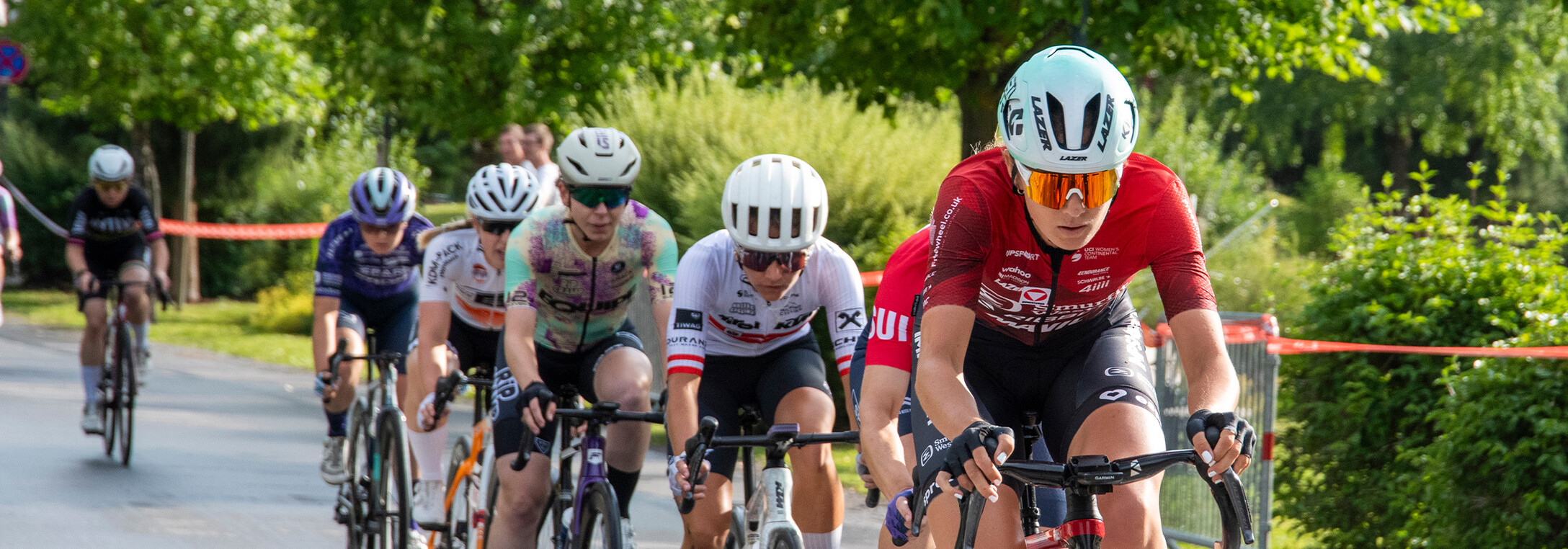Internationales Radkriterium Professionelle Rennradfahrerinnen beim Kriterium